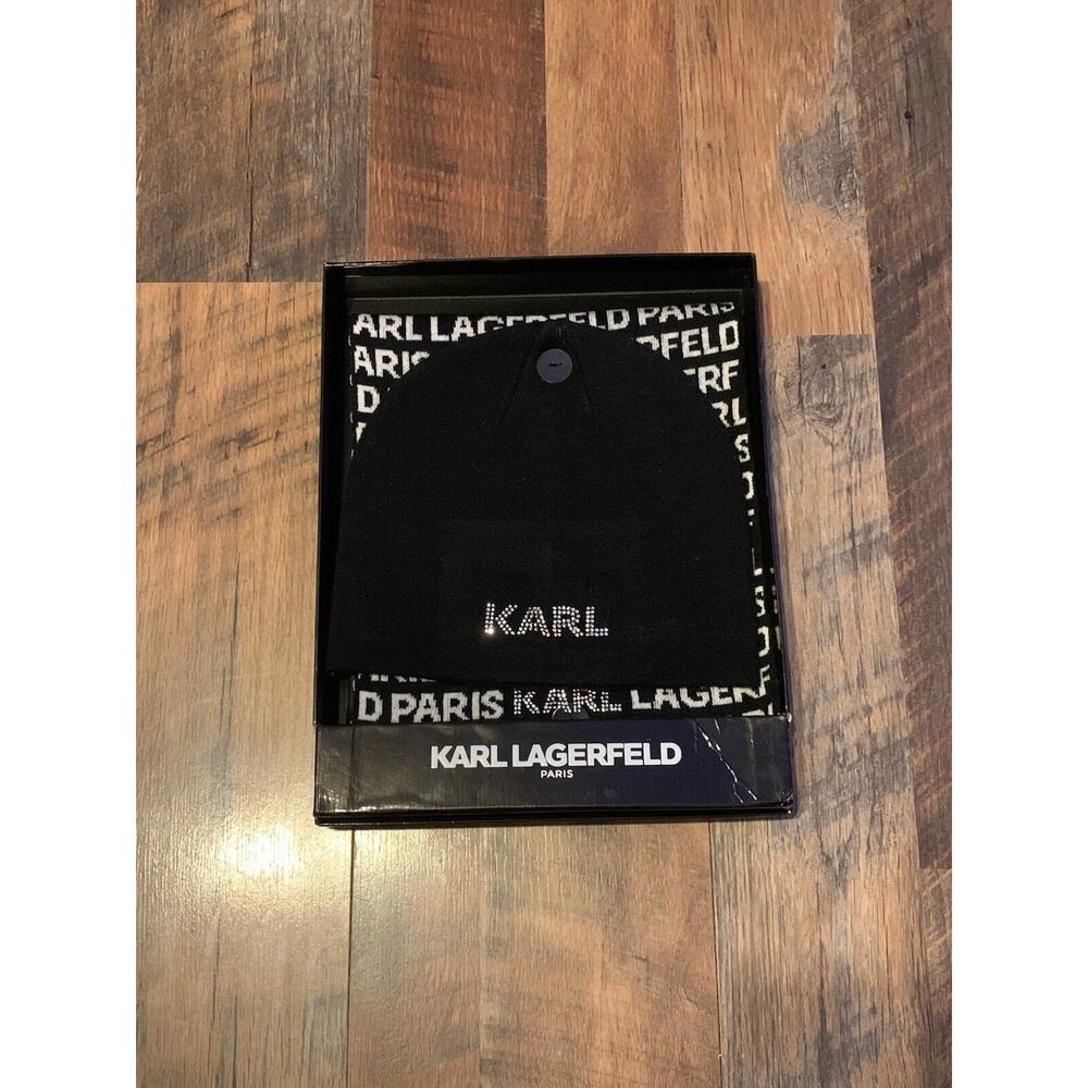 Karl Lagerfeld woman’s Hat and Scarf Gift Set. One Size Fits All. Retails $118‎